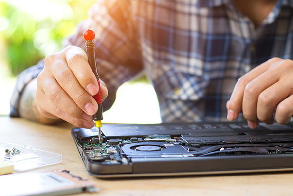 Reparatii-laptop